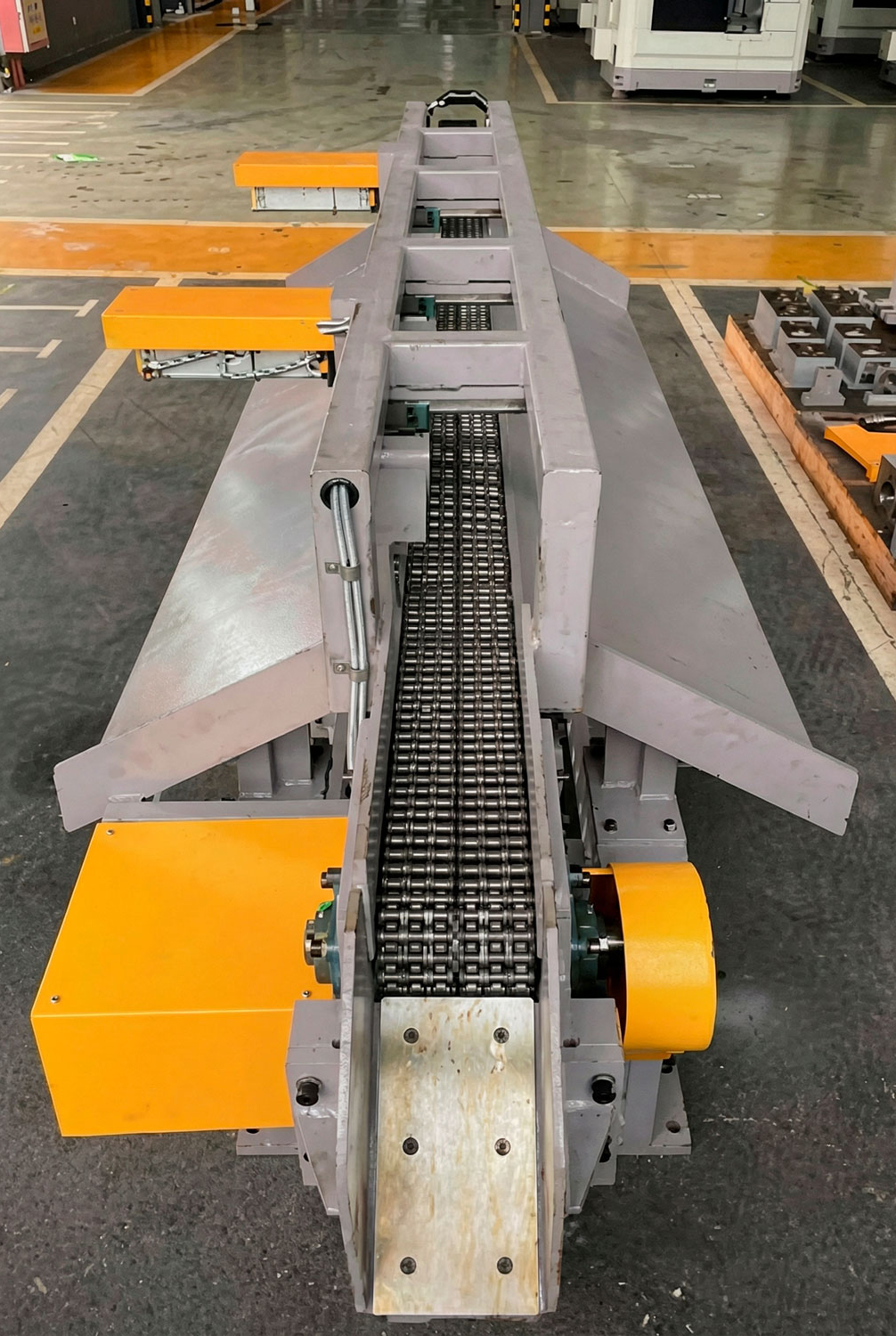 Зона выгрузки линии резки металла