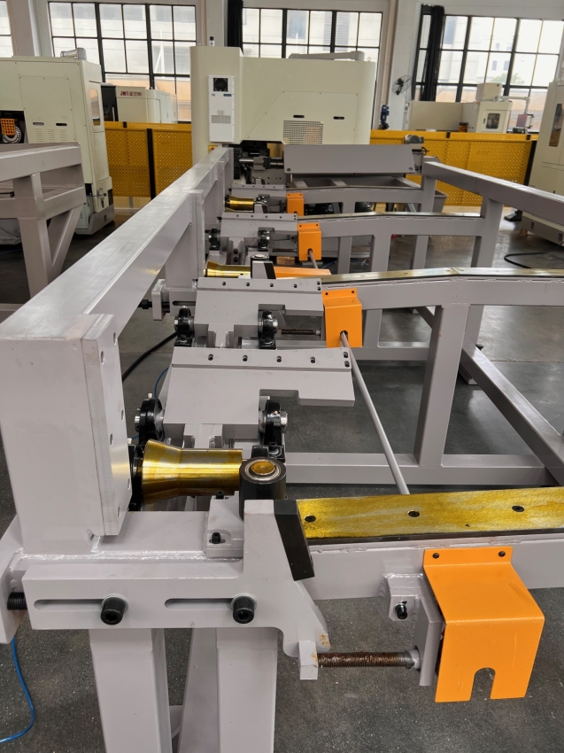 Автоматизированная дисковая пила по металлу JWT